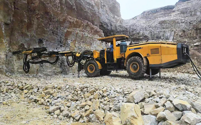 “化水為電”，徐工鑿巖臺車提速水電站擴機工程