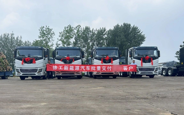 車隊(duì)老板的“致富經(jīng)”：“選擇徐工，就是選擇成功！”