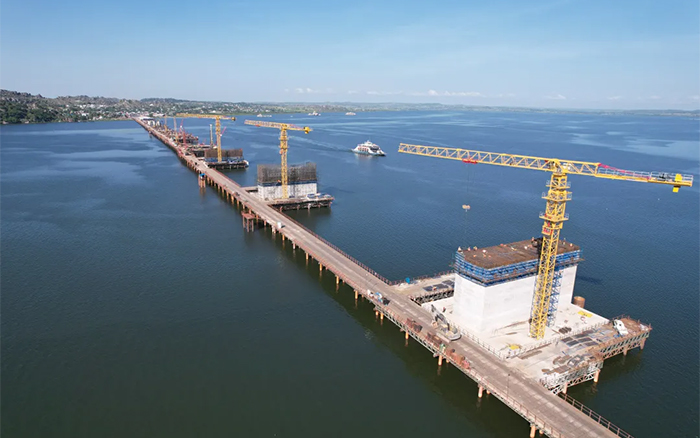 3200米超級工程！徐工塔機(jī)助建東非第一長橋