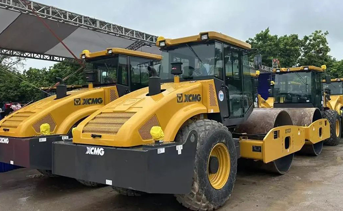 徐工力量助力東南亞基建浪潮-越南北部產(chǎn)業(yè)園道路建設