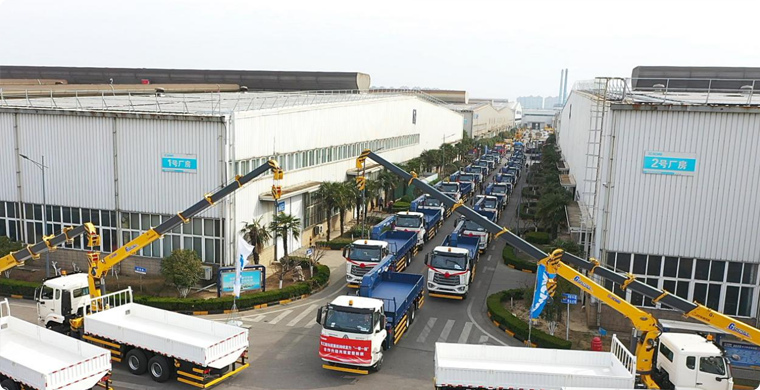 2025年，徐工隨車起重機再度開拔“一帶一路”，助力當?shù)亟ㄔO。