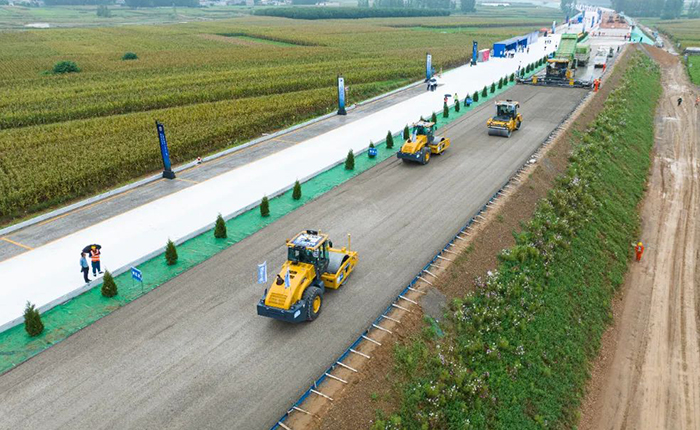 全場景智慧賦能，徐工水穩(wěn)層施工更便捷、更精準！