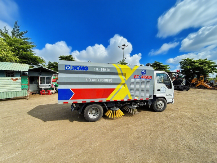 徐工XGH5070TSLQ6掃路車：胡志明市“智慧環(huán)衛(wèi)”的硬核擔(dān)當(dāng)