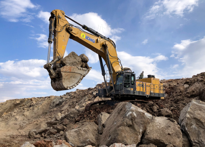 超級客戶再突破！徐工超大噸位礦用挖掘機征戰(zhàn)內(nèi)蒙