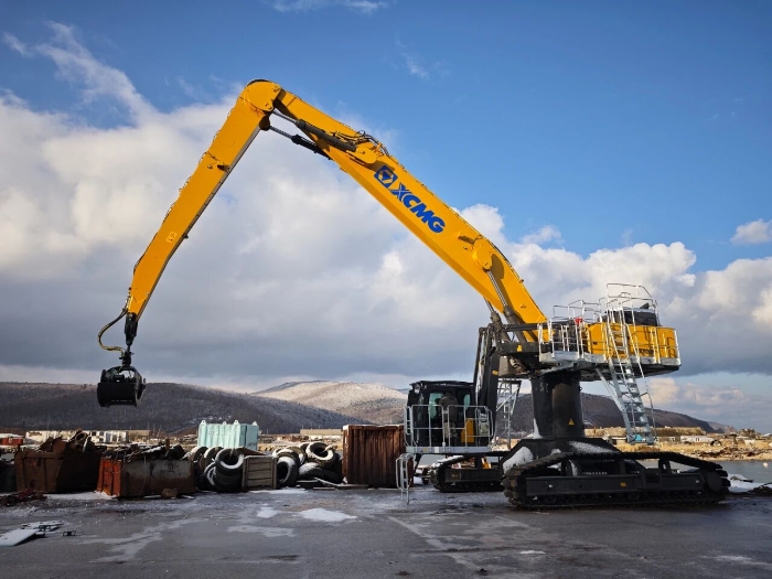 【工程特種兵】港口建設(shè)新寵兒！徐工XE850M抓料機(jī)上新！