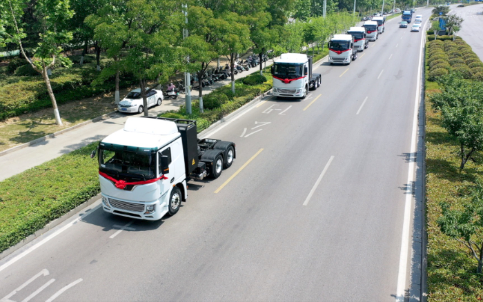 綠潮涌動、“碳”索未來！徐工新能源牽引車助力河南！