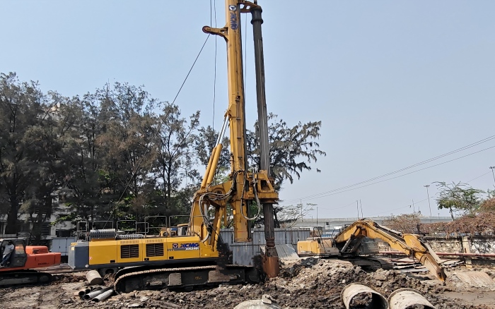 以“穩(wěn)”護航！徐工XR240I旋挖鉆機助力南亞基建項目