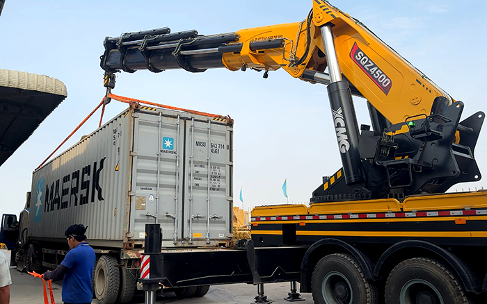 東南亞“轉運王牌”！ 徐工SQZ4500C集裝箱作業(yè)穩(wěn)準快