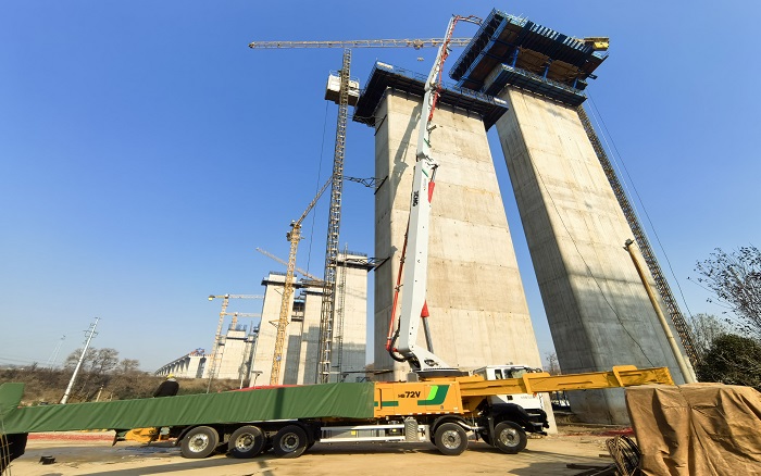 高空澆筑三大痛點(diǎn)？！徐工72米泵車一舉“清零”