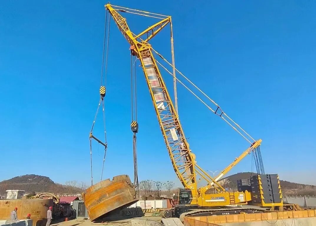 軌道施工遇難題？別怕，徐工起重機為您提供“秘密武器”